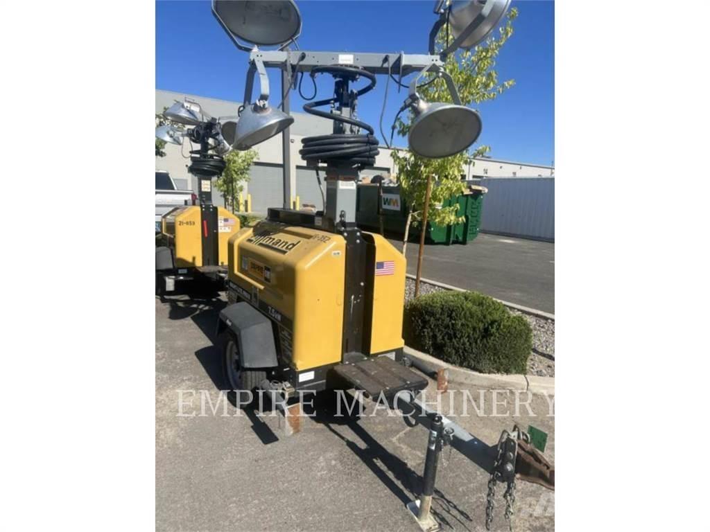 Allmand LT-NLPRIIV Valopylväät