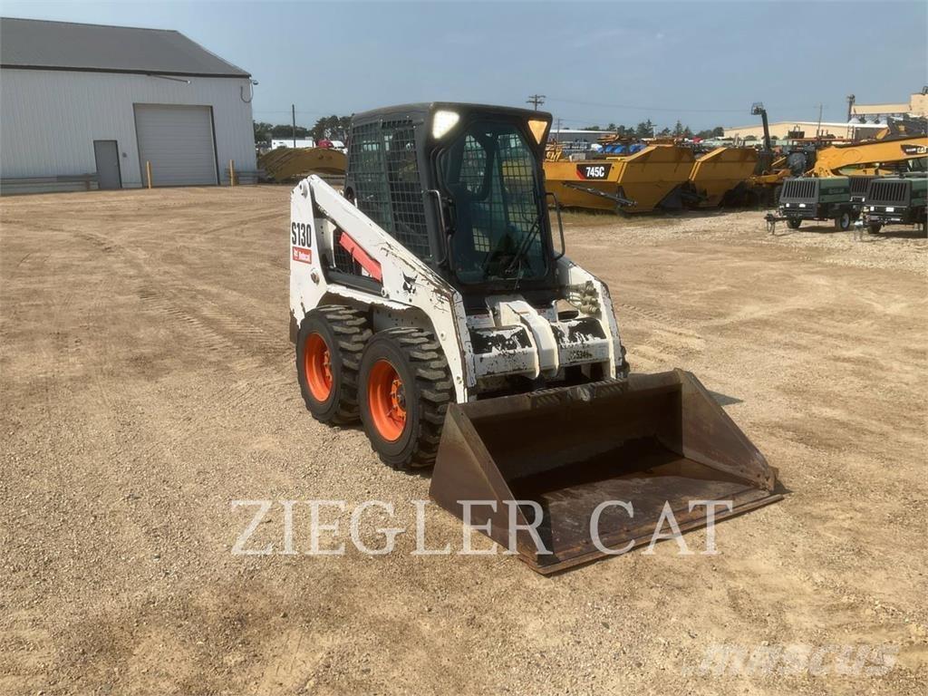 Bobcat S130 Liukuohjatut kuormaajat