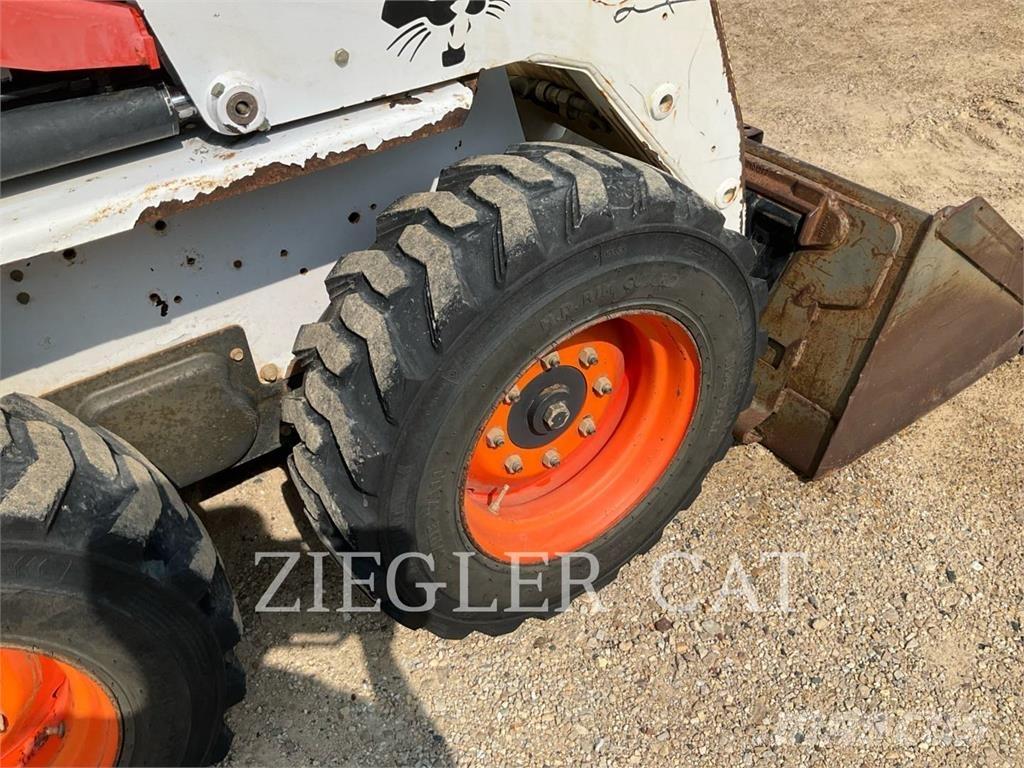 Bobcat S130 Liukuohjatut kuormaajat