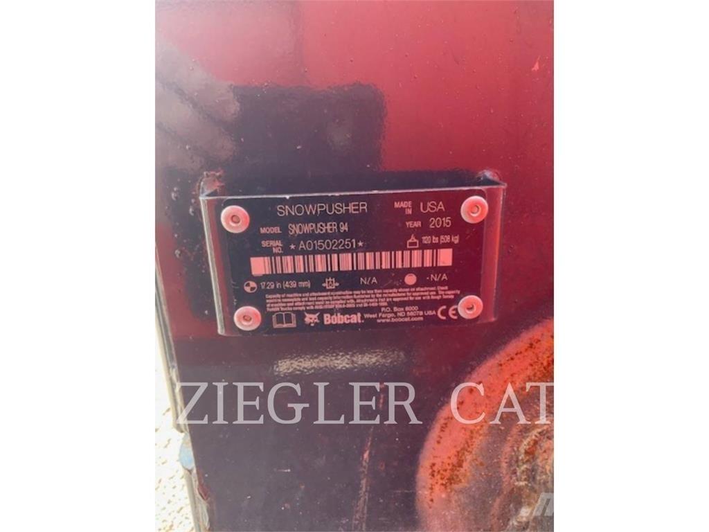 Bobcat SNOWPUSHER94 Lumilingot