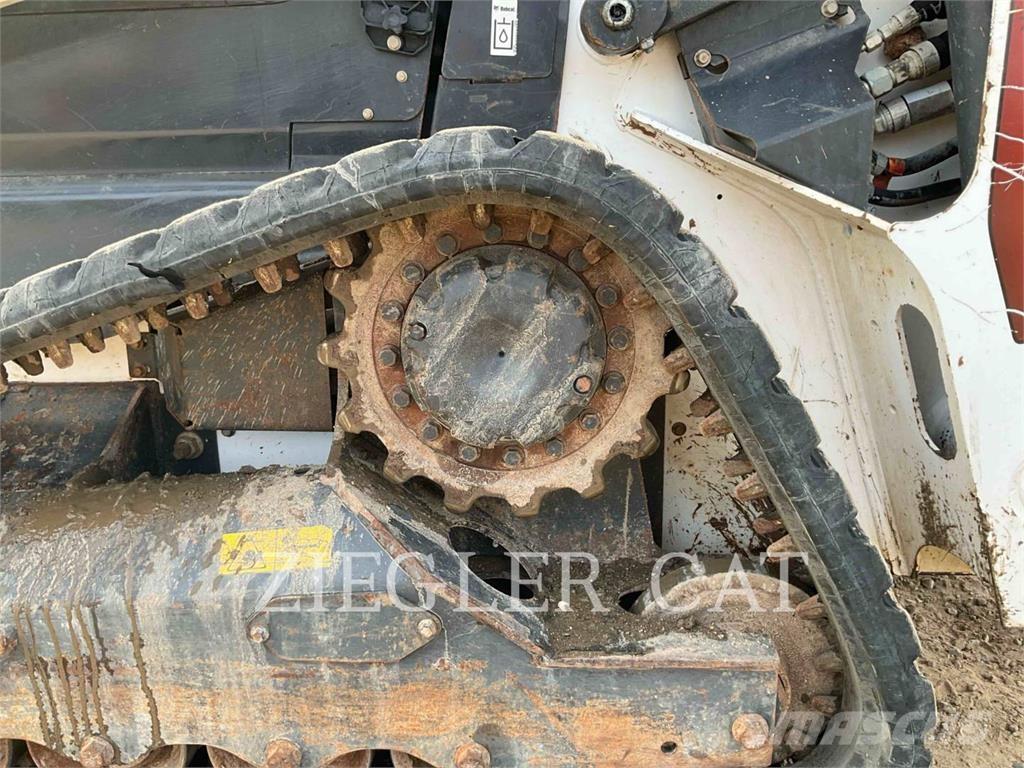 Bobcat T66 Telakuormaajat