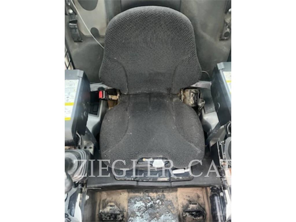 Bobcat T770 Telakuormaajat