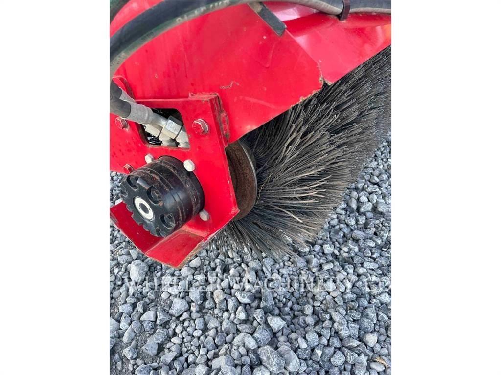 Broce BROOM 3 Lakaisukoneet