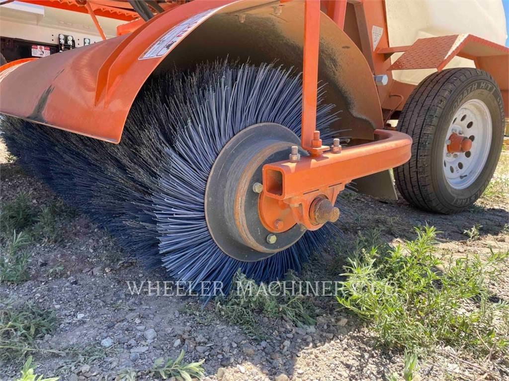Broce BROOM 4 Lakaisukoneet