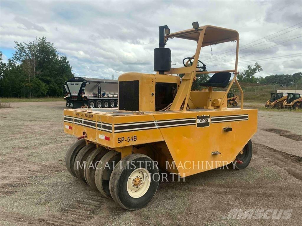 Bros SP-54B Kumipyöräjyrät