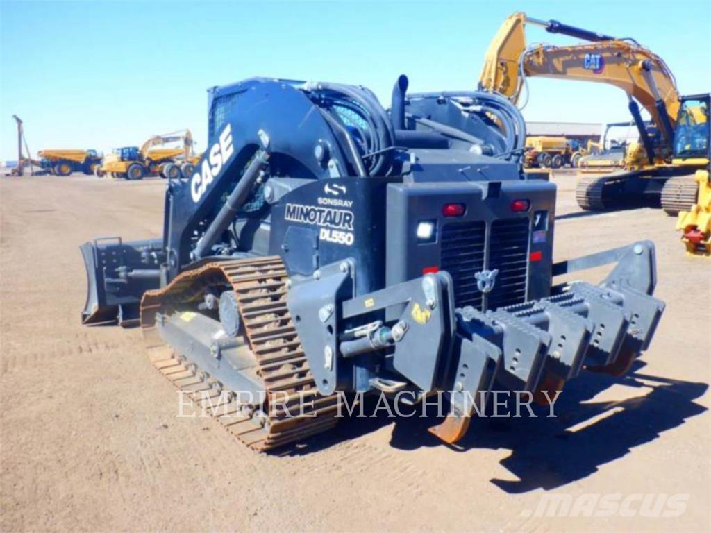 CASE DL550 Liukuohjatut kuormaajat