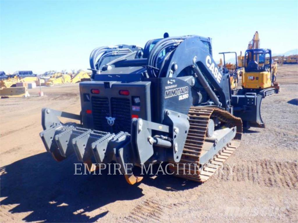 CASE DL550 Liukuohjatut kuormaajat