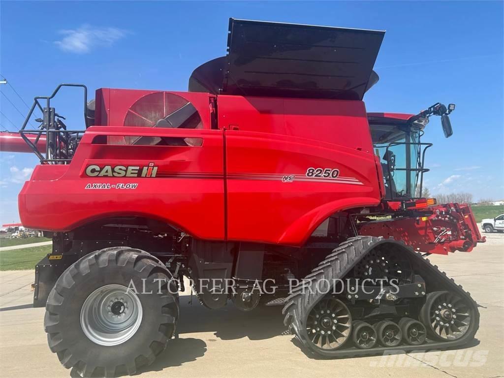 Case IH 8250 Leikkuupuimurit