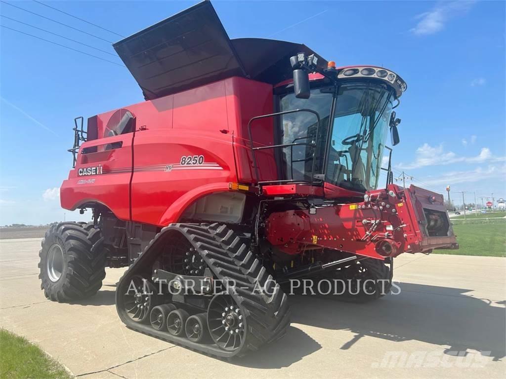 Case IH 8250 Leikkuupuimurit