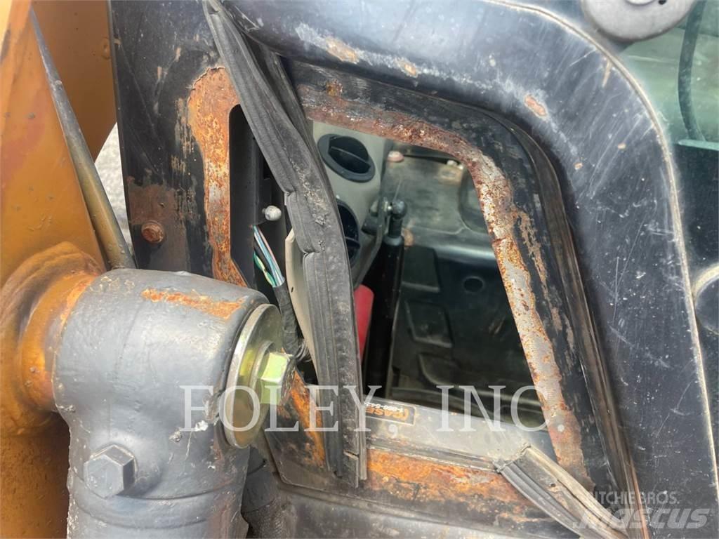 CASE SR200 Liukuohjatut kuormaajat