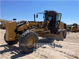 CAT 120 Tiehöylät