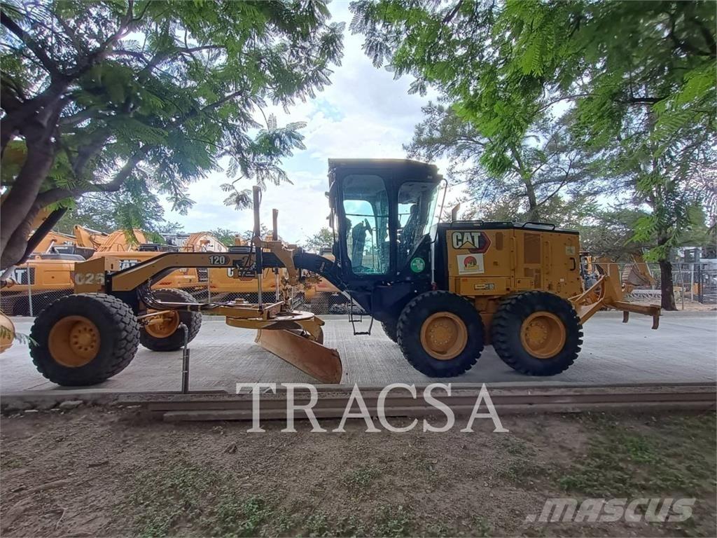 CAT 120 Tiehöylät