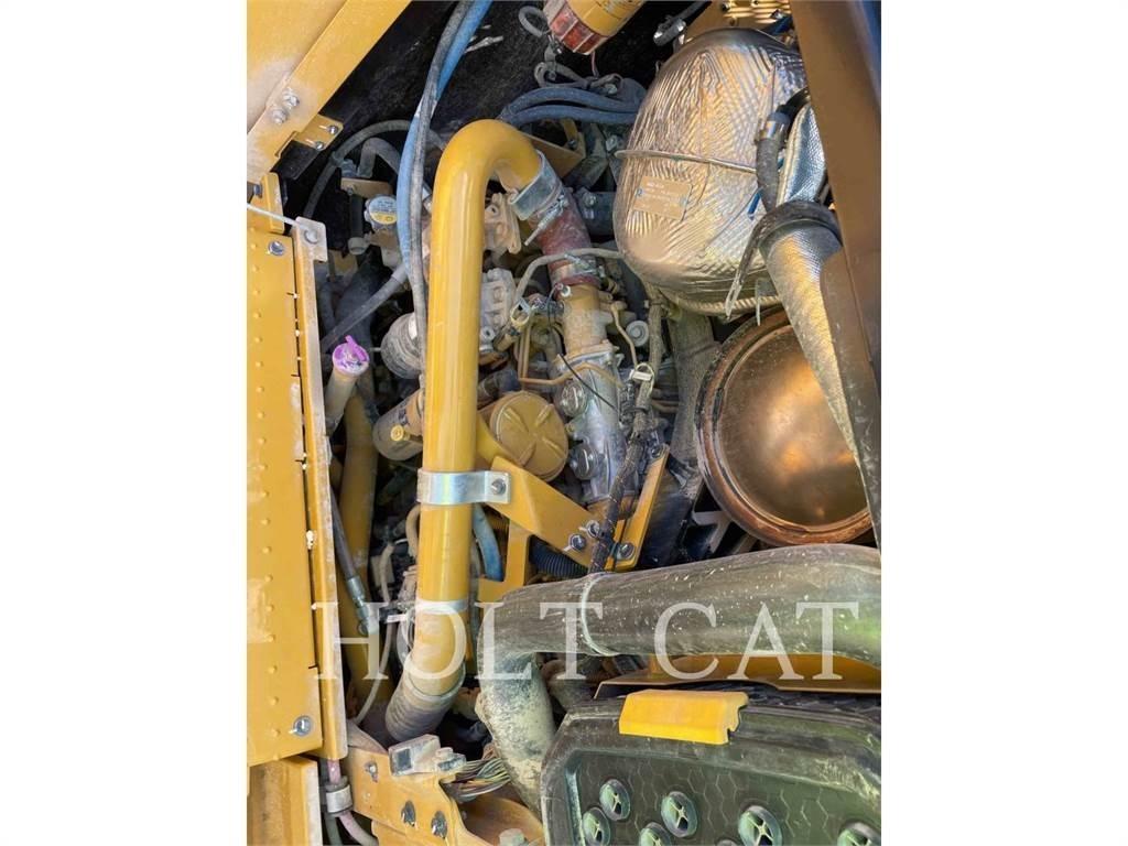 CAT 120 JOY3 Tiehöylät
