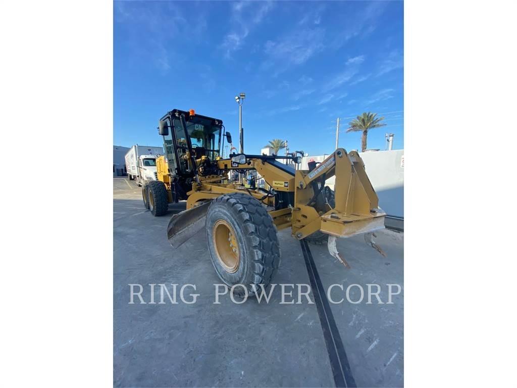 CAT 120 LVR Tiehöylät