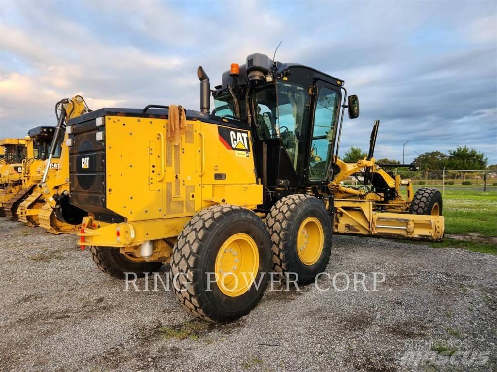 CAT 120 LVR Tiehöylät