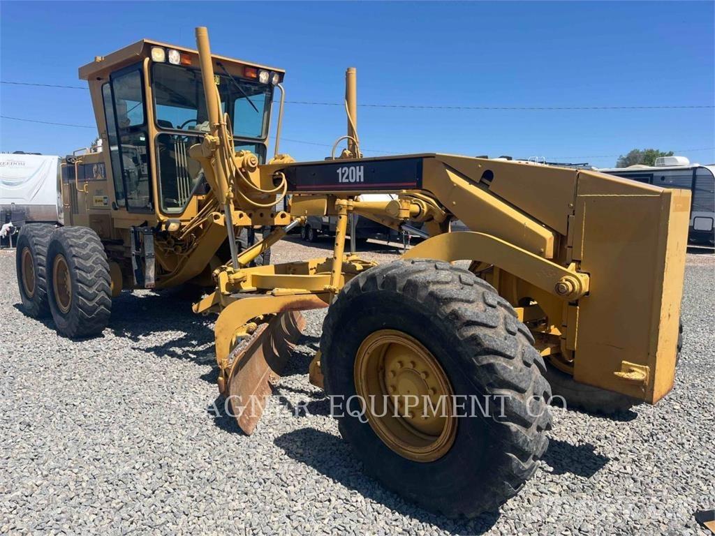CAT 120H Tiehöylät