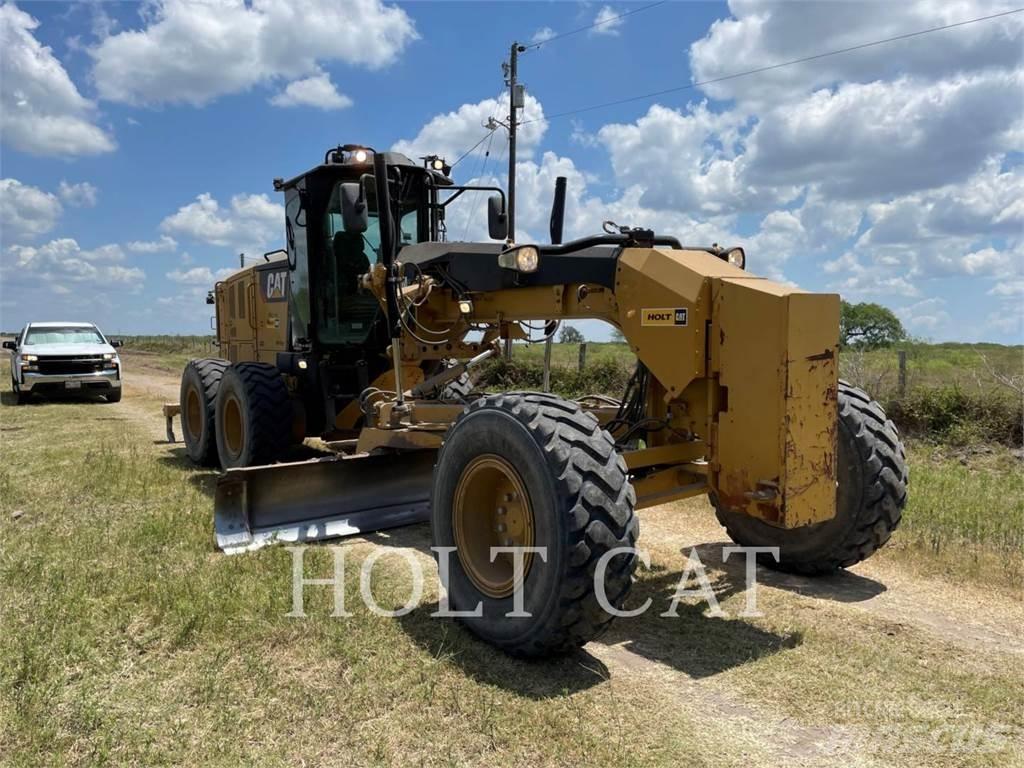 CAT 120M2 Tiehöylät