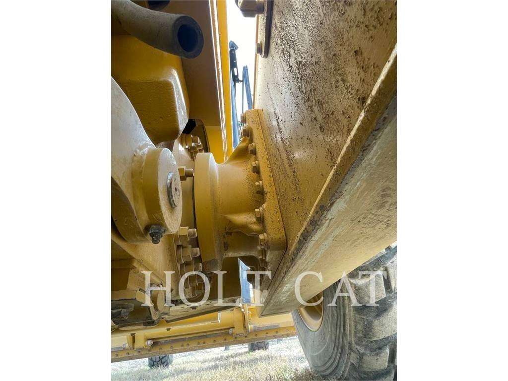 CAT 120M2 Tiehöylät