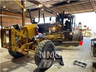 CAT 12M2 Tiehöylät