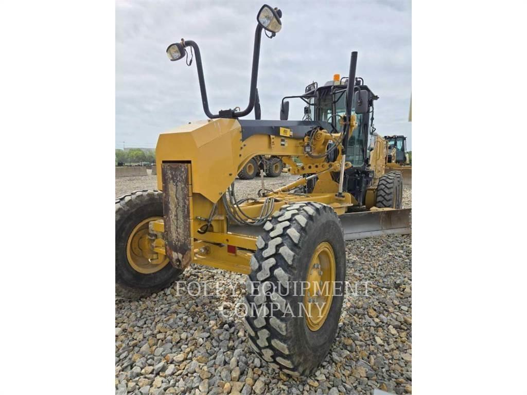 CAT 12M2 Tiehöylät