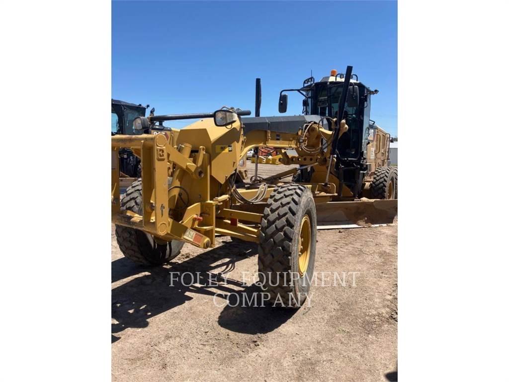 CAT 12M2 Tiehöylät