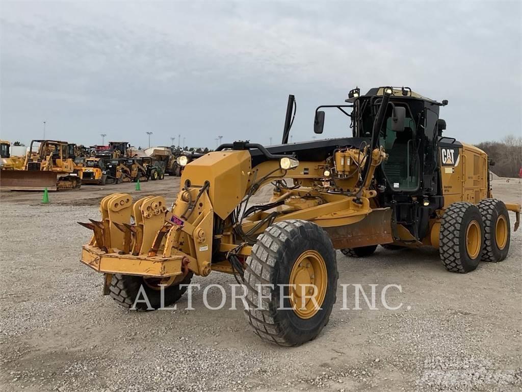 CAT 12M2 AWD Tiehöylät