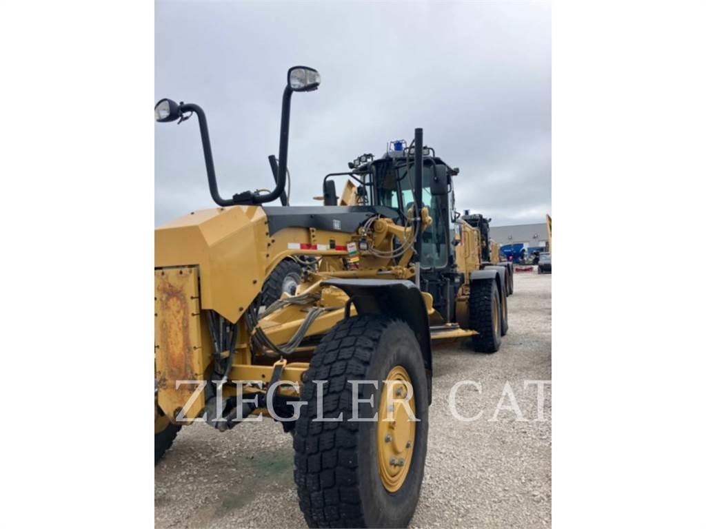 CAT 12M2AWD Tiehöylät