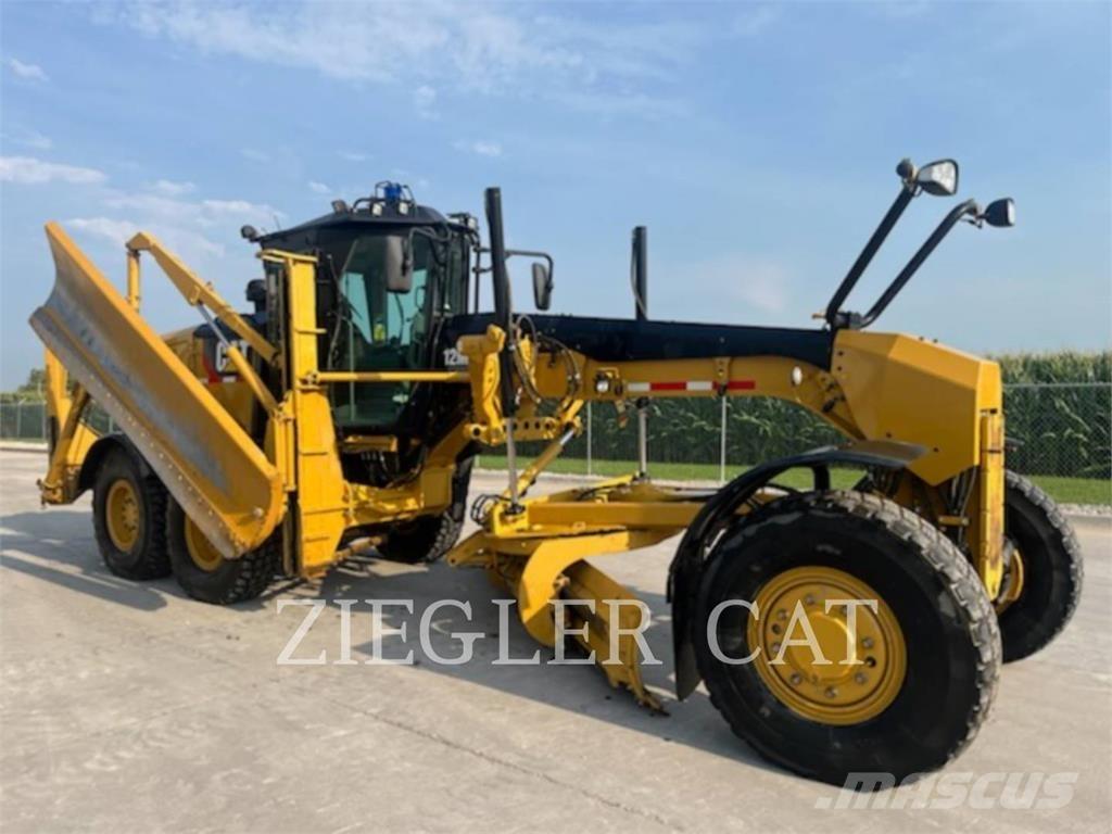 CAT 12M2AWD Tiehöylät
