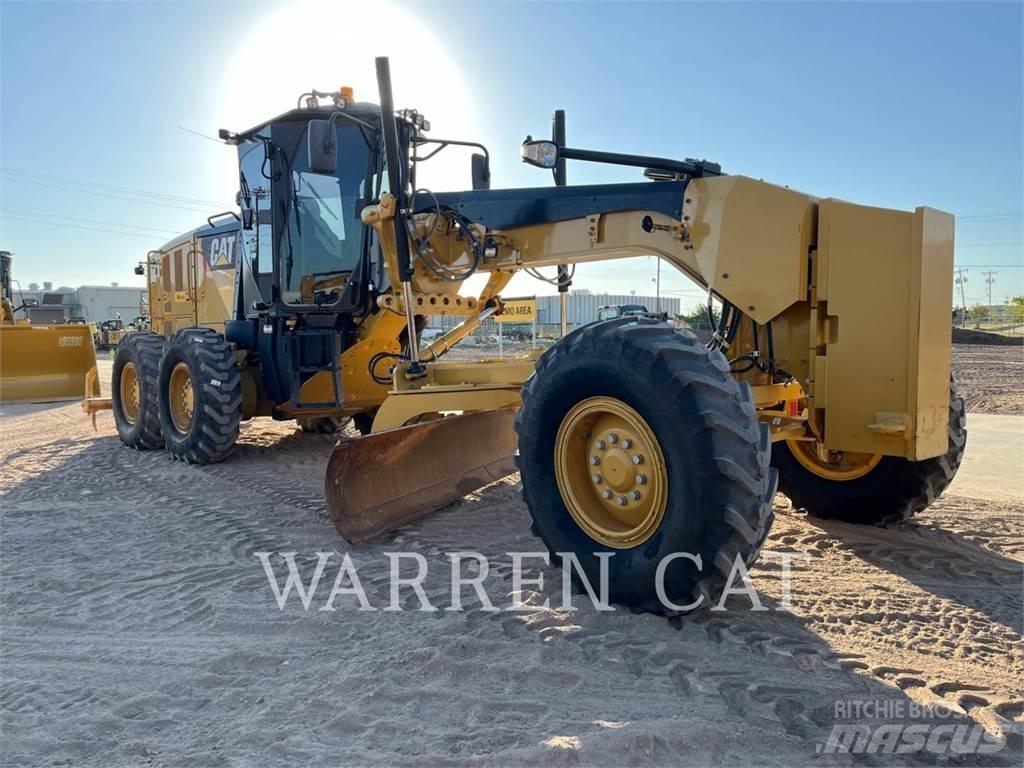 CAT 12M3 Tiehöylät
