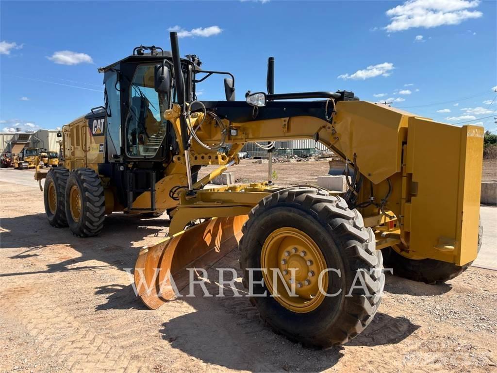 CAT 12M3 Tiehöylät