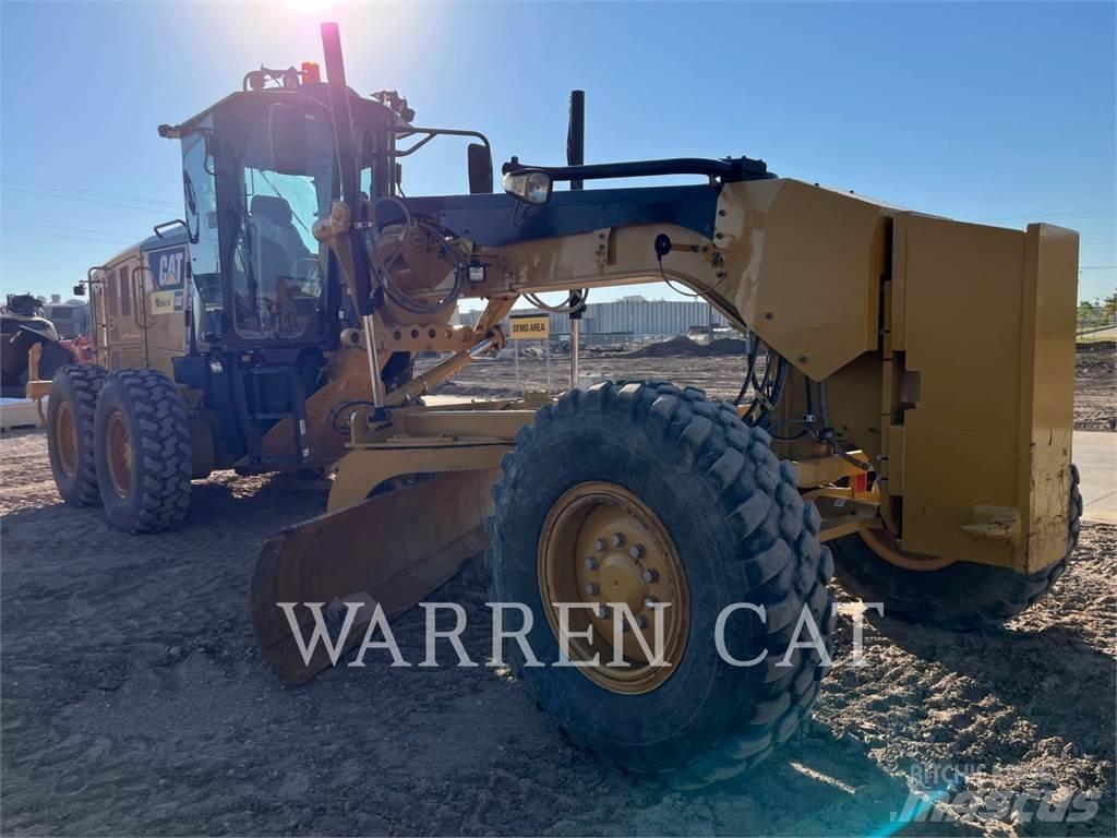 CAT 12M3 Tiehöylät