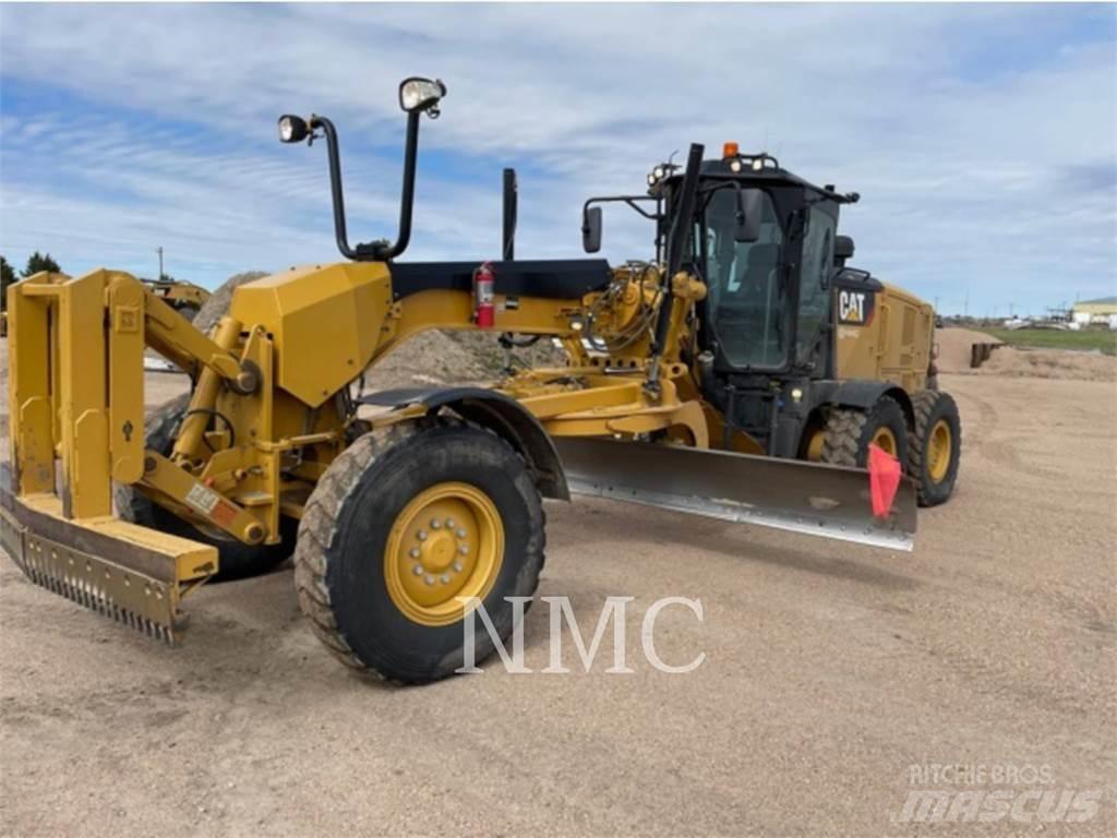 CAT 12M3 Tiehöylät