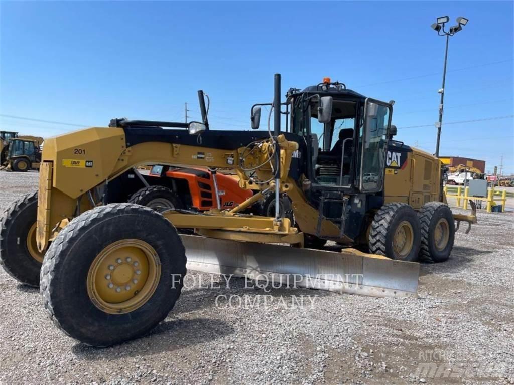 CAT 12M3 Tiehöylät