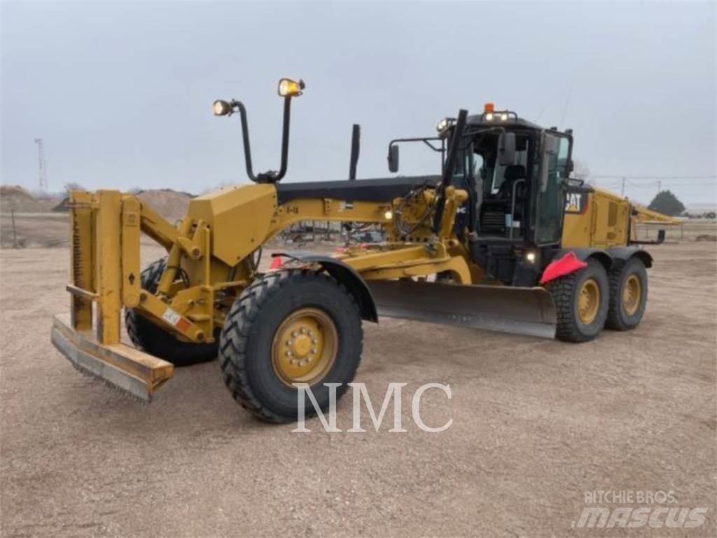 CAT 12M3 Tiehöylät