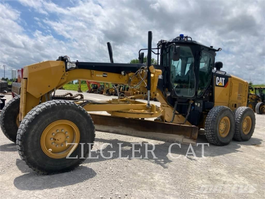 CAT 12M3 Tiehöylät