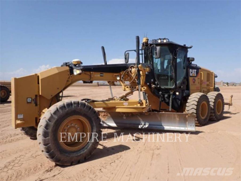CAT 12M3 Tiehöylät