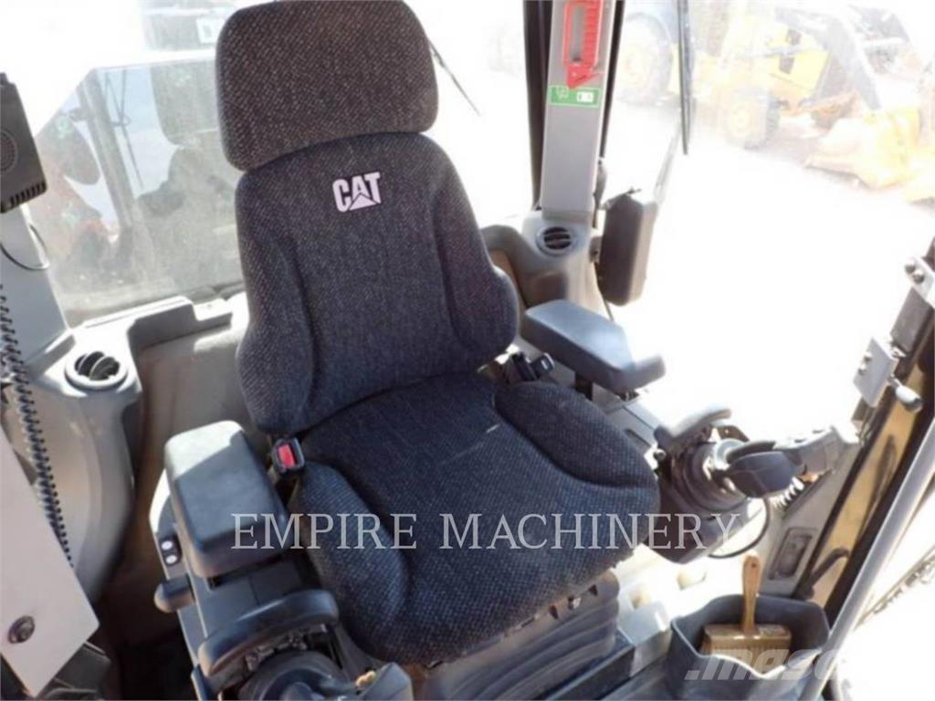 CAT 12M3 Tiehöylät