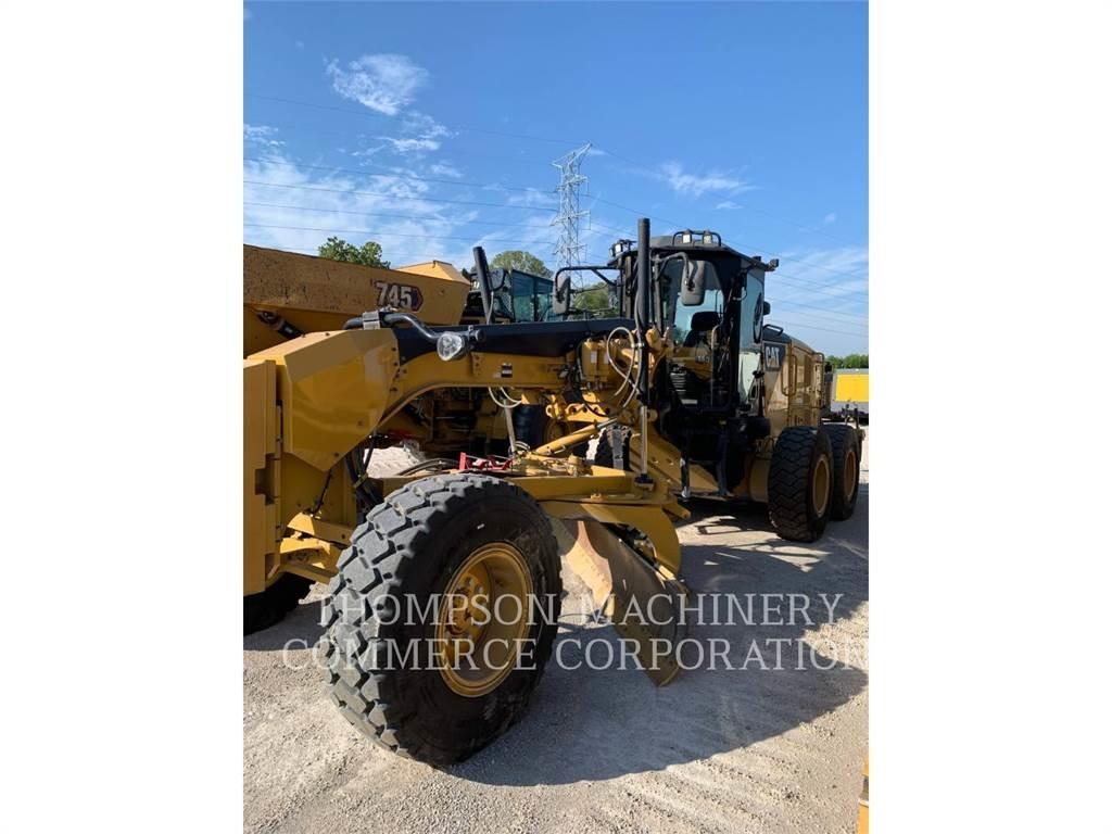 CAT 12M3 Tiehöylät
