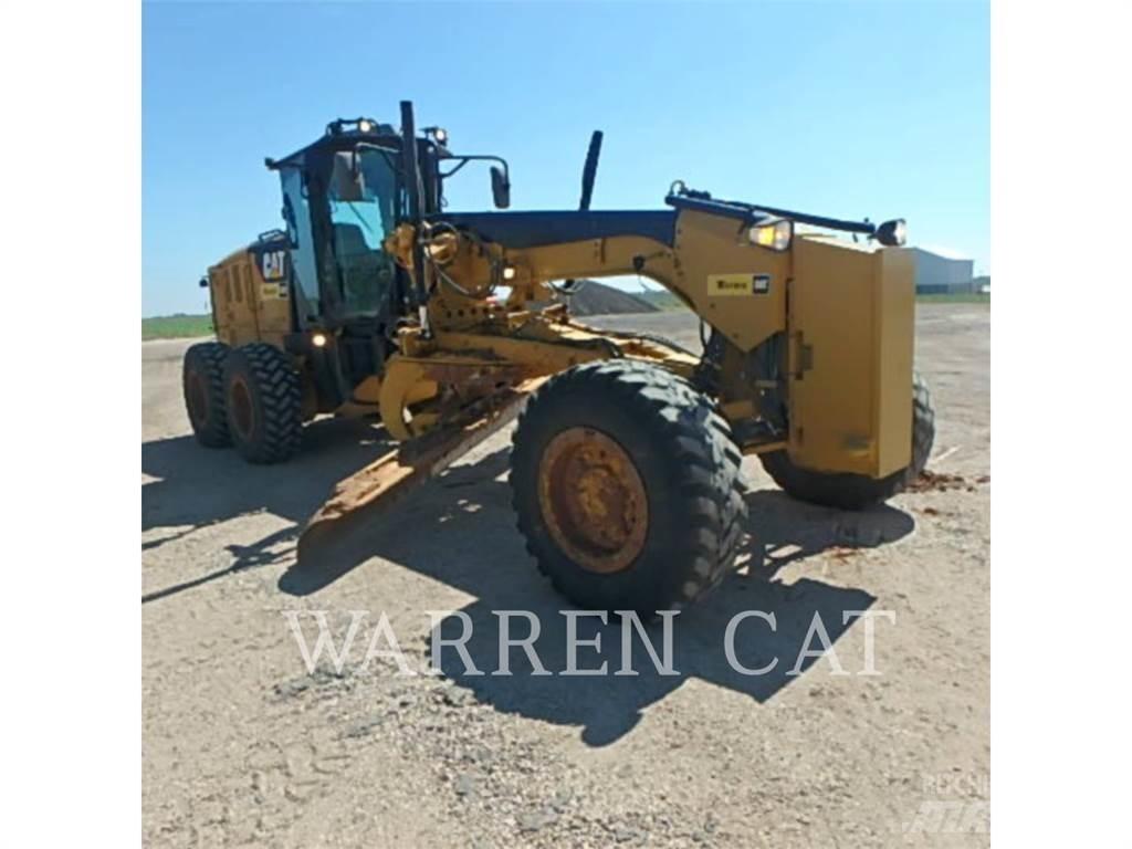 CAT 12M3 AWD Tiehöylät