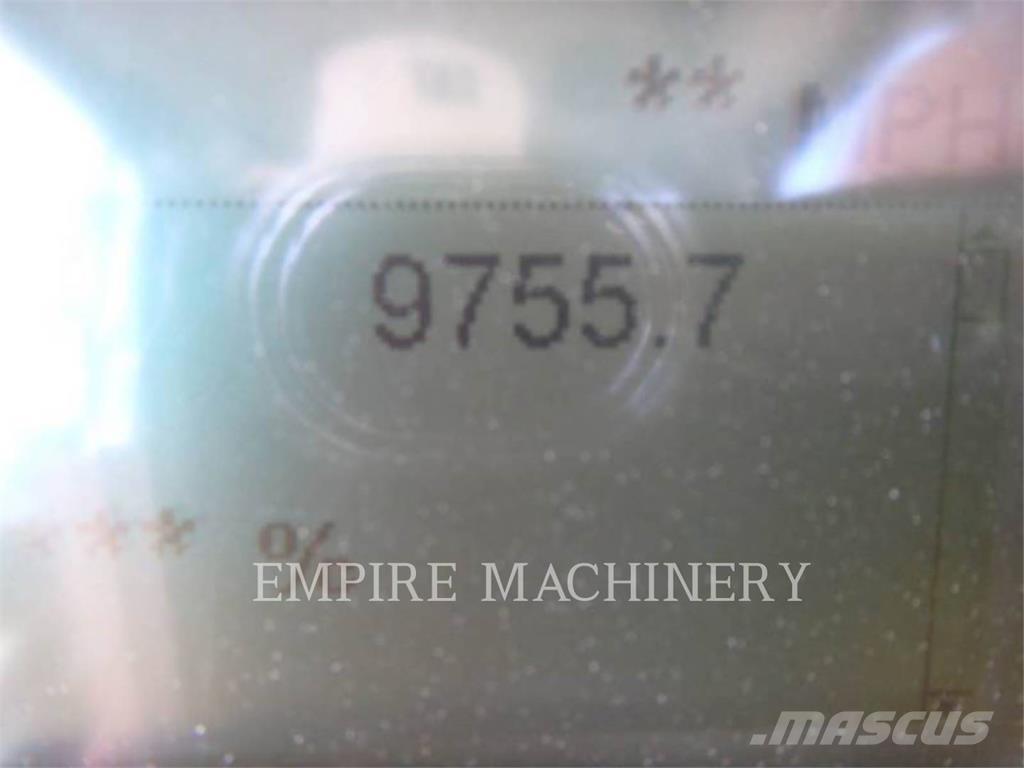 CAT 12M3 AWD Tiehöylät