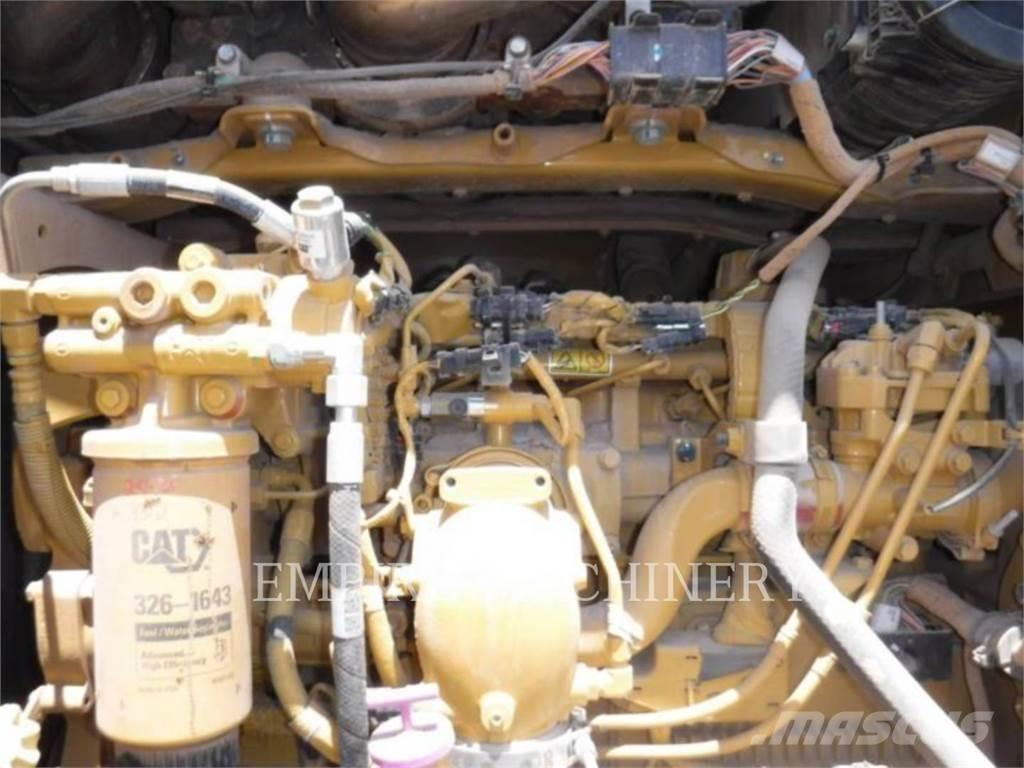 CAT 12M3 TR Tiehöylät