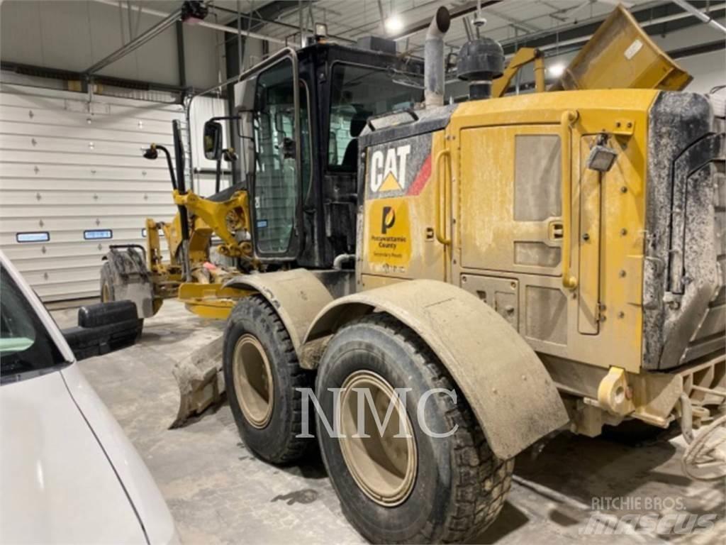 CAT 12M3AWD Tiehöylät