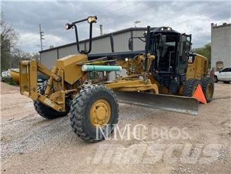 CAT 12M3AWD Tiehöylät