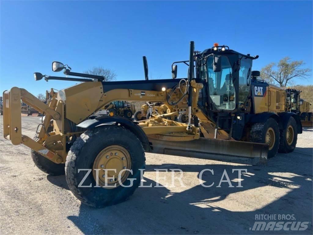CAT 12M3AWD Tiehöylät