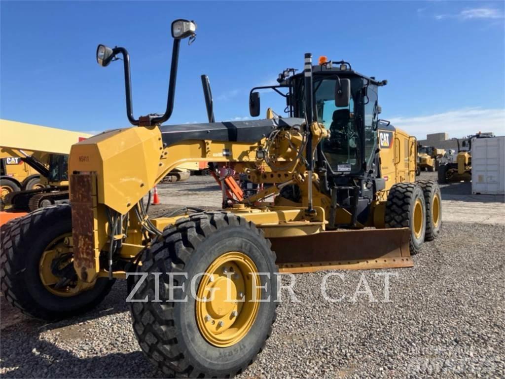 CAT 12M3AWD Tiehöylät