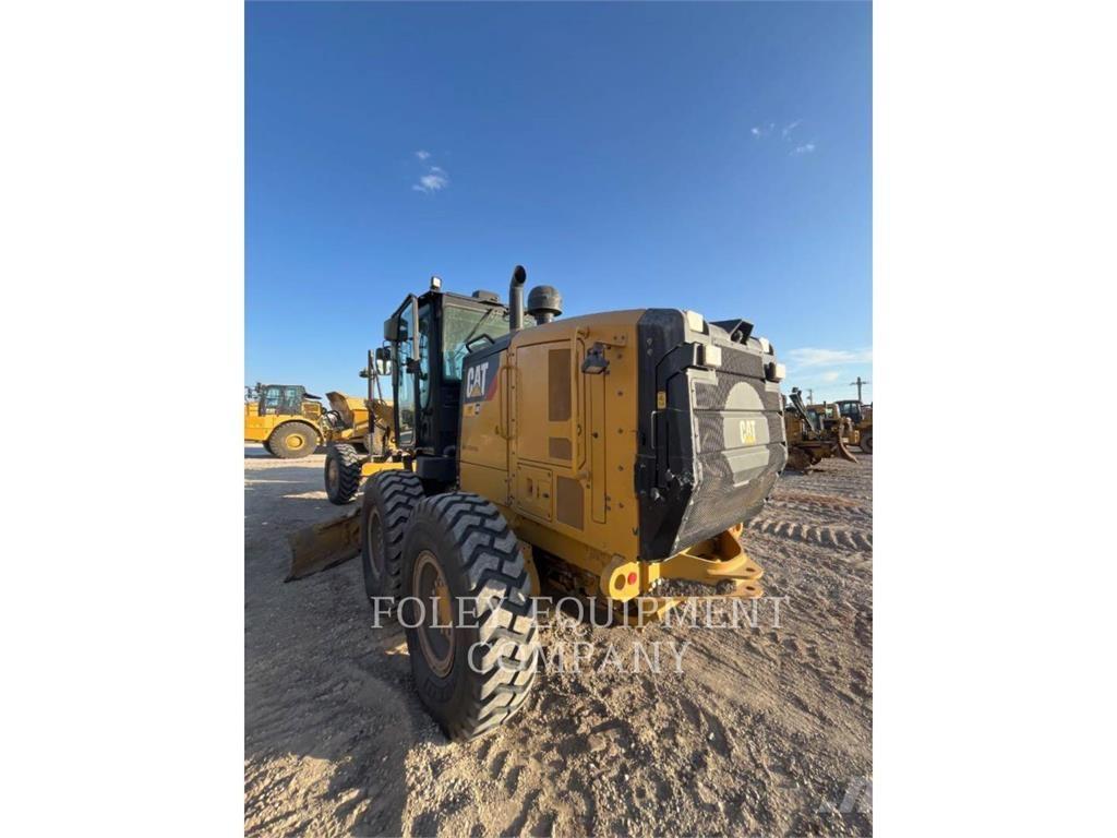 CAT 12M3AWX Tiehöylät