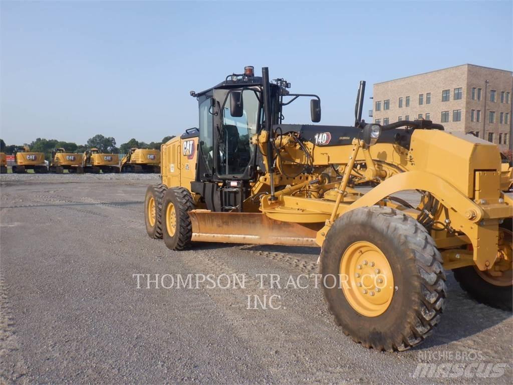 CAT 140 Tiehöylät