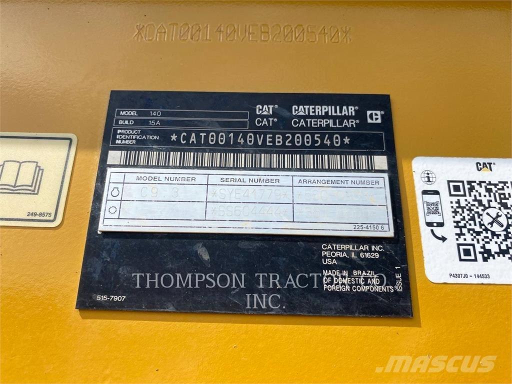 CAT 140 Tiehöylät