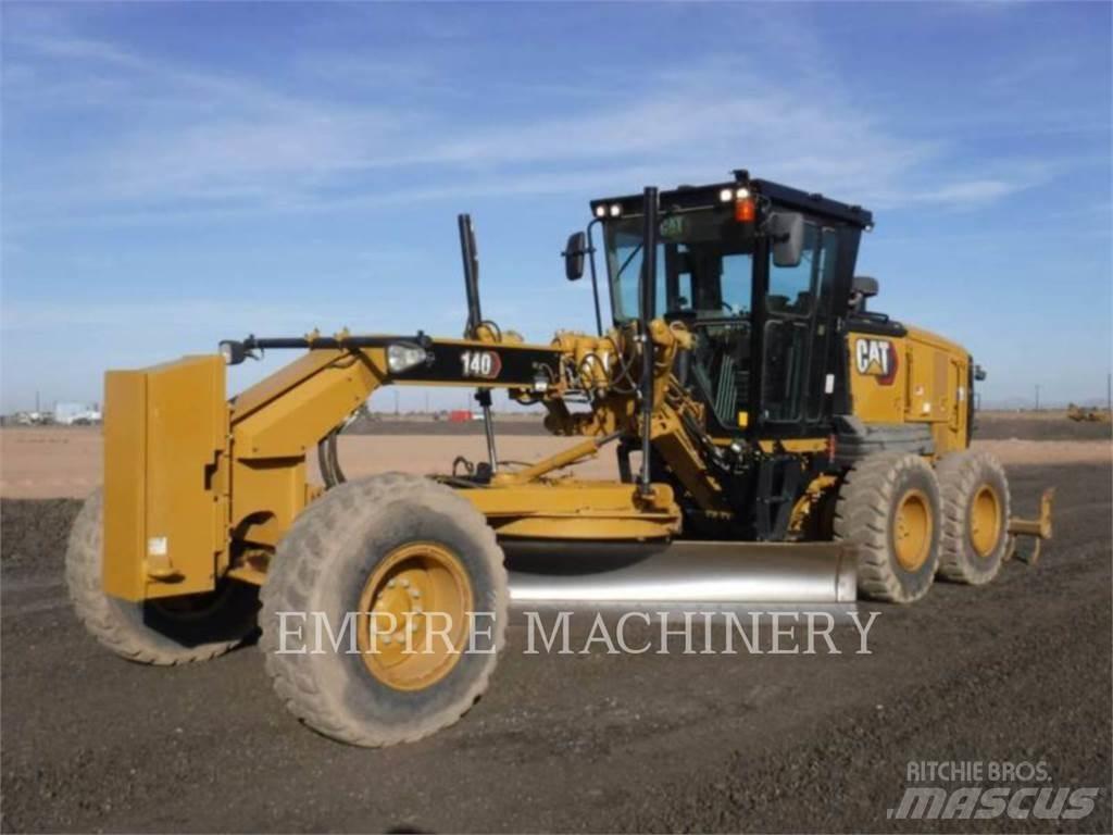 CAT 140-13 Tiehöylät