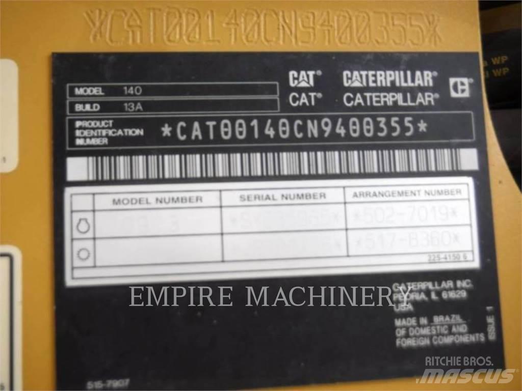 CAT 140-13 Tiehöylät